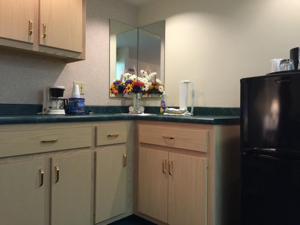 Americas Best Value Inn & Suites - Bluffton Phòng bức ảnh